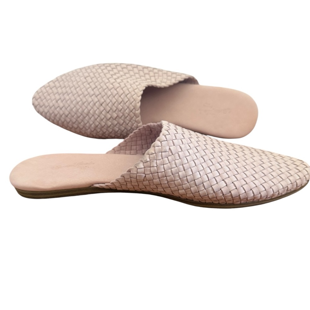Universal Threads Elegant Woven Slip-On Mules - Picture 4 of 5